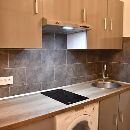 Apartment Le Cabanon H24,atypique,cosy,port,plage,wifi,netflix *